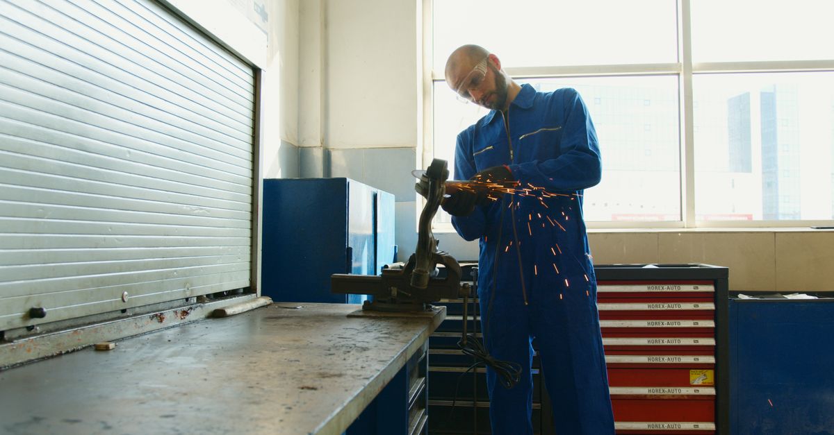 locksmith service technician — Jericho Turnpike Locksmith