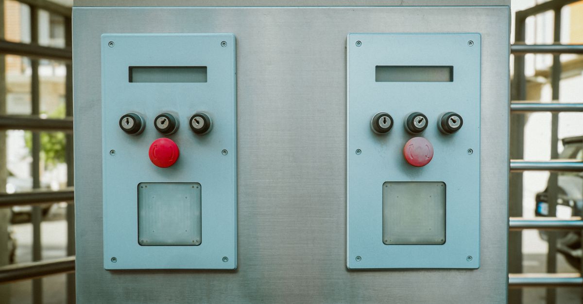 24/7 Access Control System Repair and Emergency Locksmith Response in Queens — Jericho Turnpike Locksmith